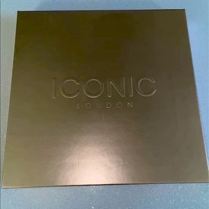 Iconic London Day to Slay Palette